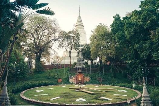 Wat-Phnom-01-800px